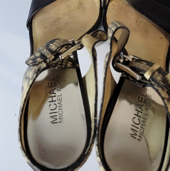 Michael Kors Beverly Snakeskin Mules Sandals - Picture 3 of 9